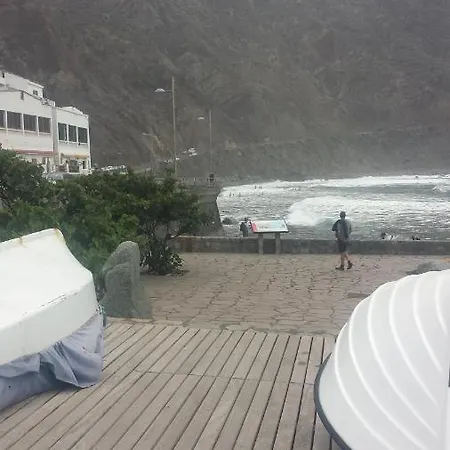 Ocean Front La Maresia 2 *