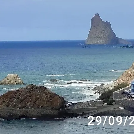 Ocean Front La Maresia 2 Taganana